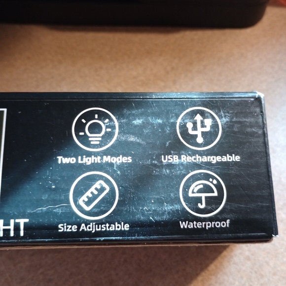 LED Belt with Multicolor Lights - Picture 3 of 4